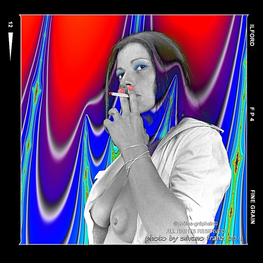 Cigarettes & women             #artistic photo