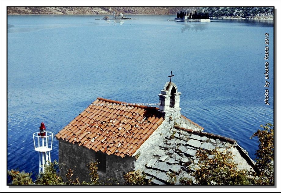 Svjetionik i srednjovjekovna crkva, Boka Kotorska, Crna Gora